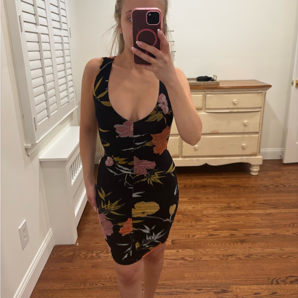 Guess dress (xsmall)